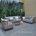 Neuestes Outdoor -Sofa Set Balkon Teakgartensofa